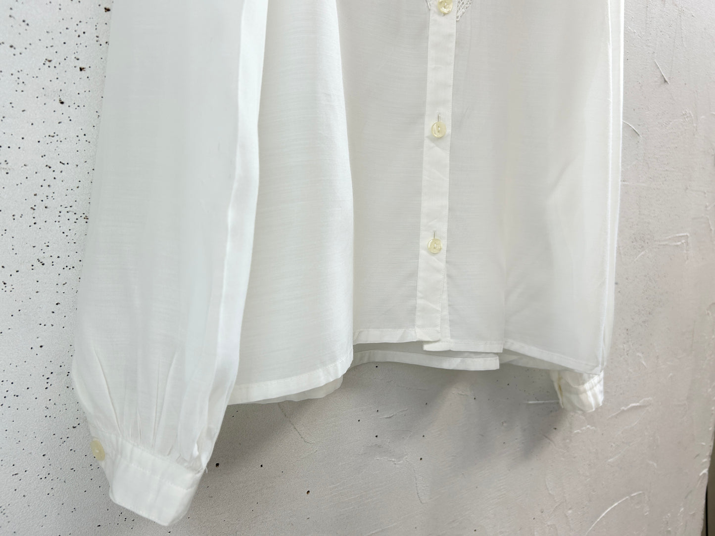 Vintage White Blouse [F32615]
