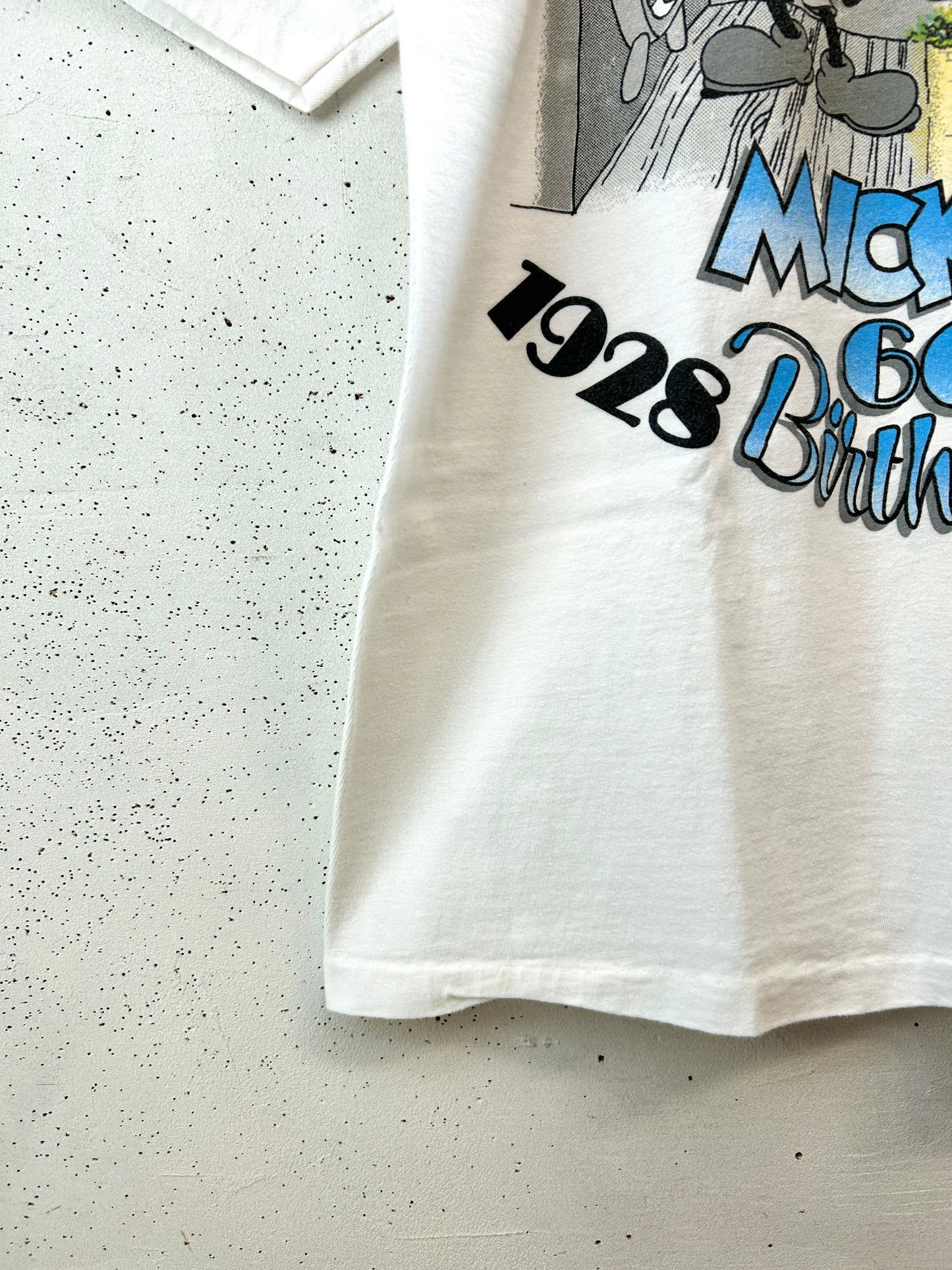 Vintage Disney T-Shirt MADE IN USA [G32935]