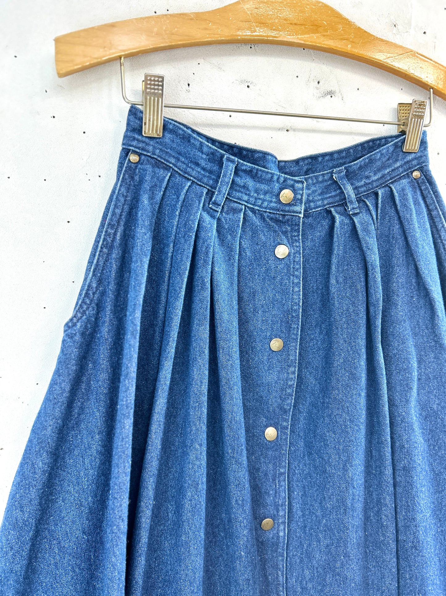 Vintage Denim Skirt [L31154]
