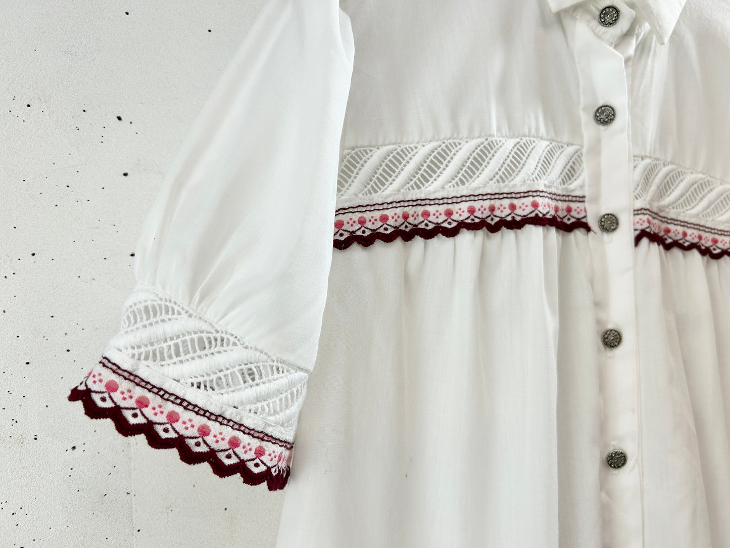 Vintage Embroidery Blouse [H30770]