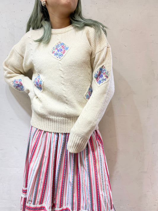 Vintage Hand Knit Sweater [A25995]