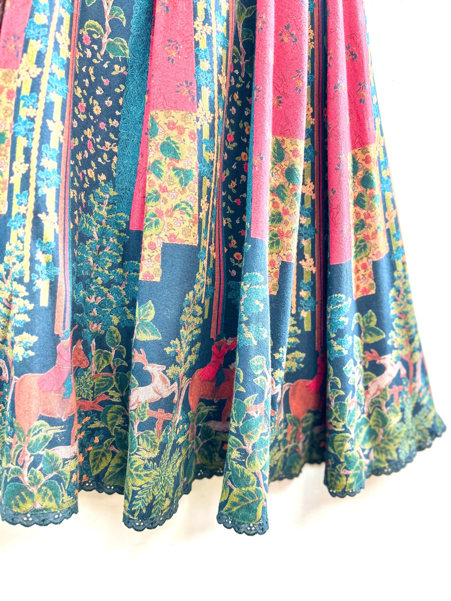 Vintage Tyrol Skirt [L31135]