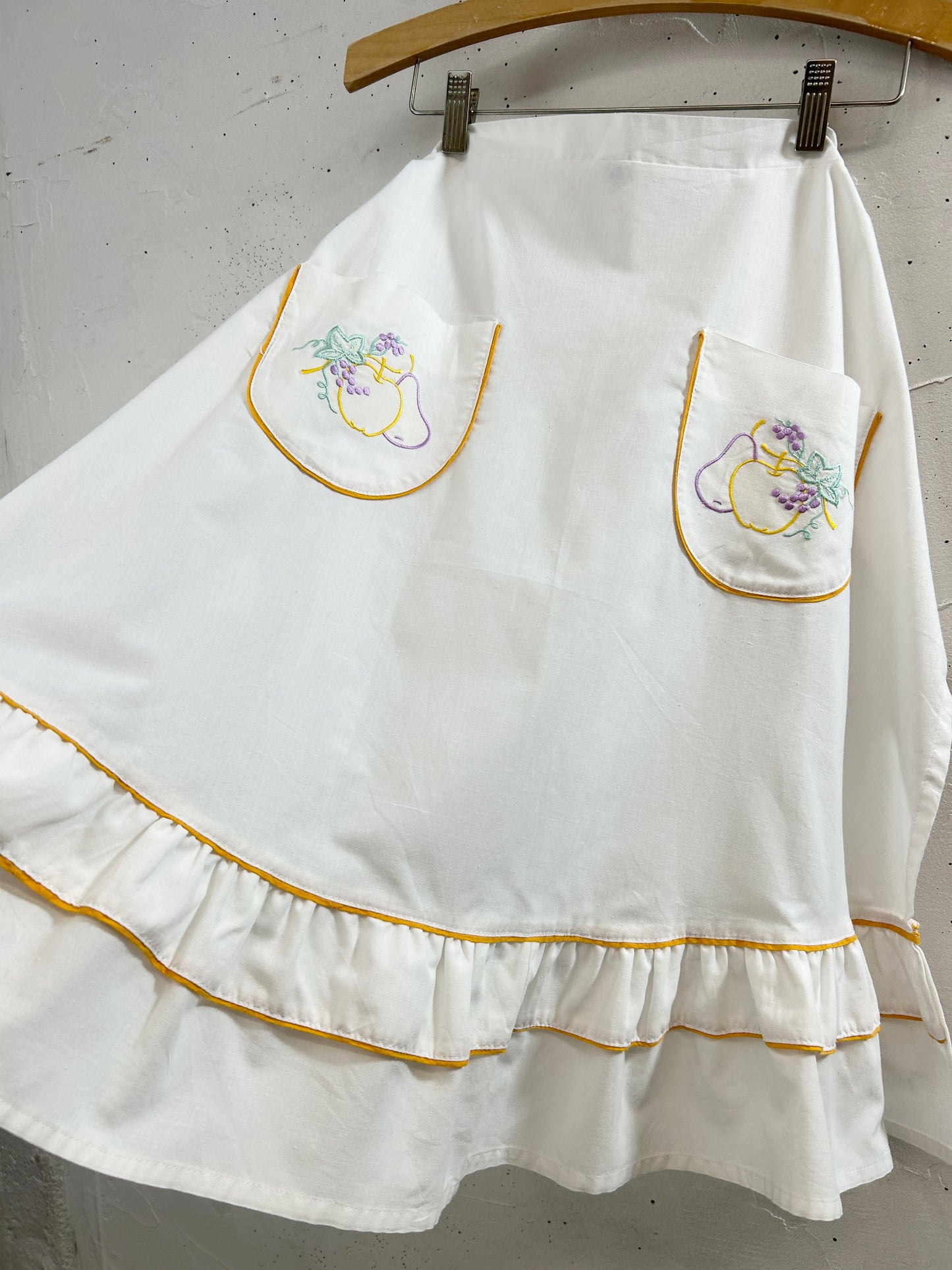 Vintage Apron [H33550]