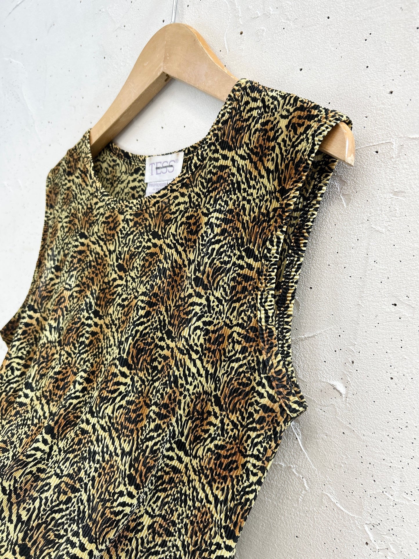 Vintage Tops [F32644]
