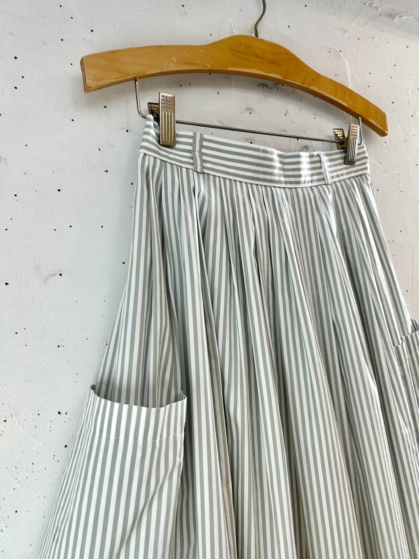 Vintage Skirt MADE IN WESTERN GERMANY [F32600]