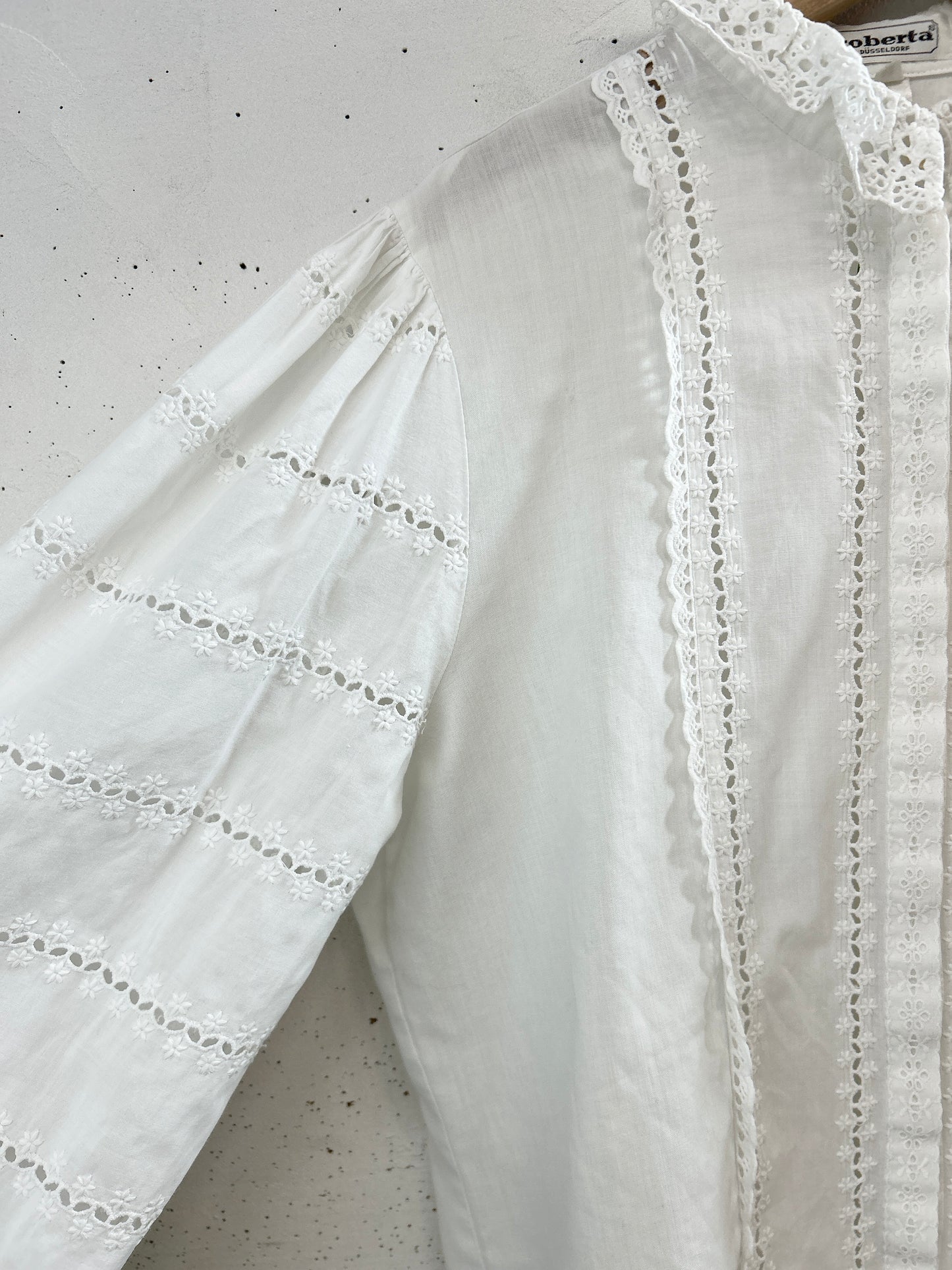 Vintage White Blouse [C31822]