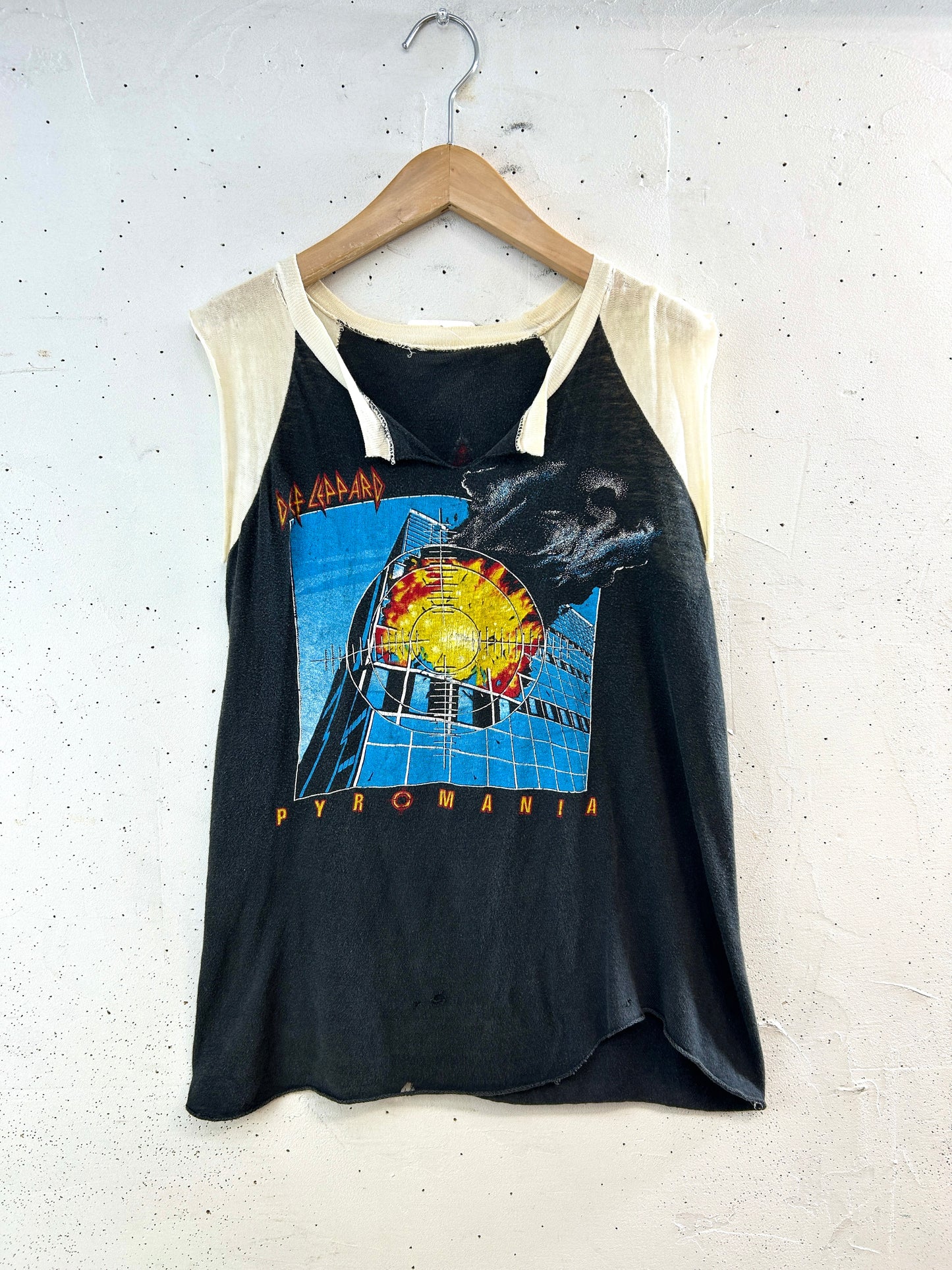 Vintage T-Shirt [F32692]