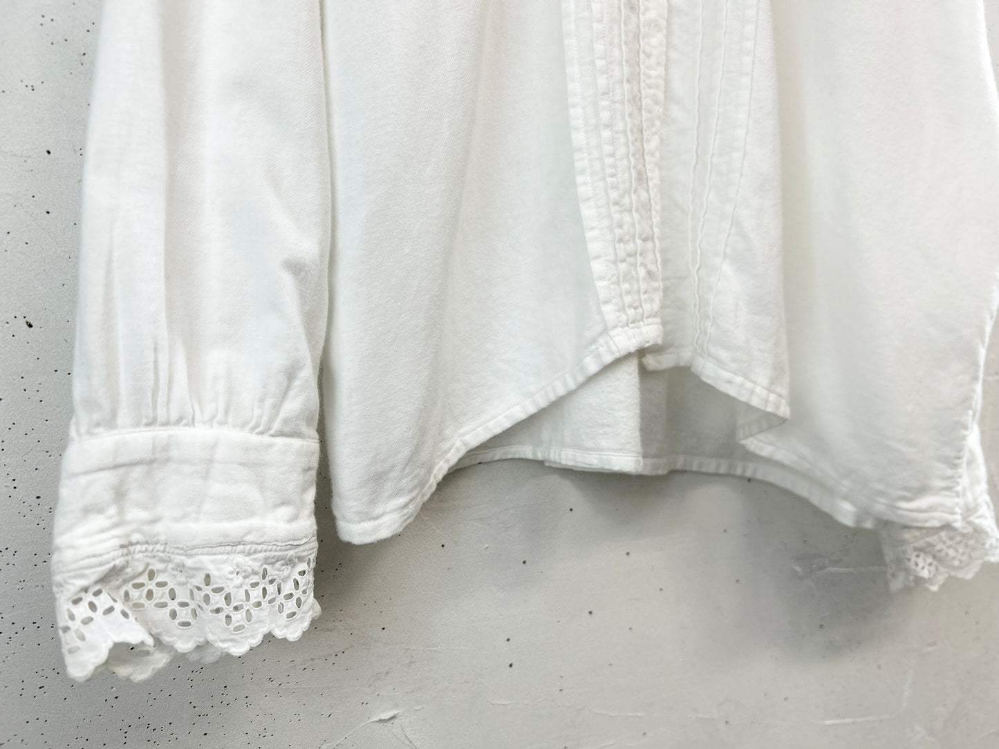 Vintage Euro Blouse [A31300]