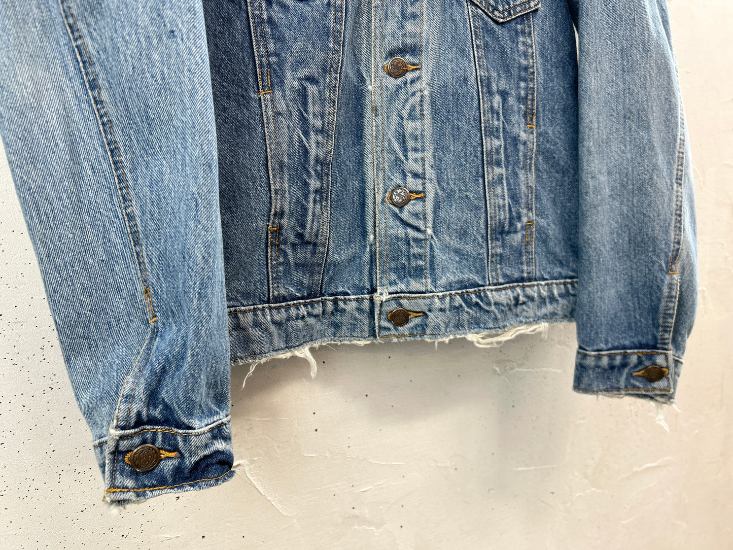 Vintage Denim Jacket [A31306]