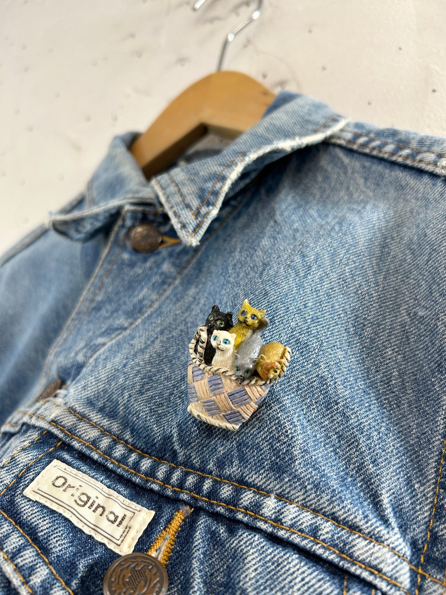 Vintage Denim Jacket [A31306]