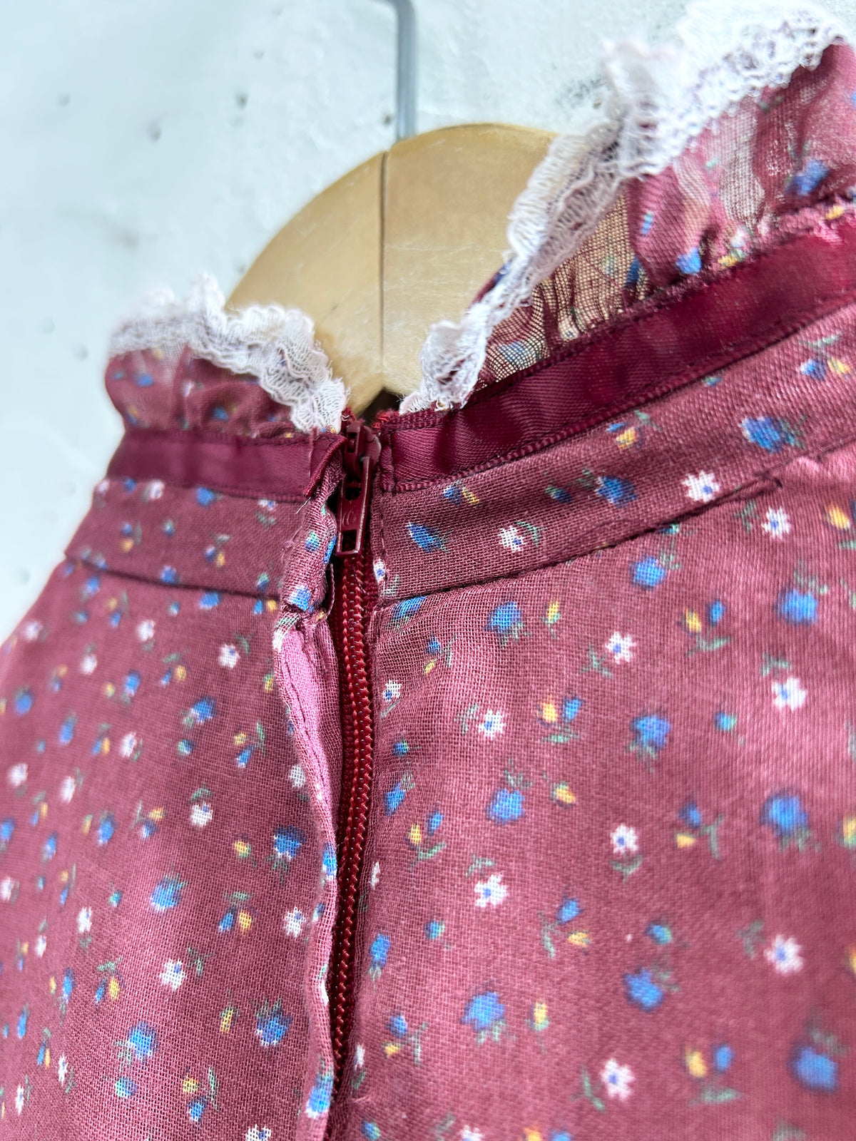'70s Vintage Dress [J32456]