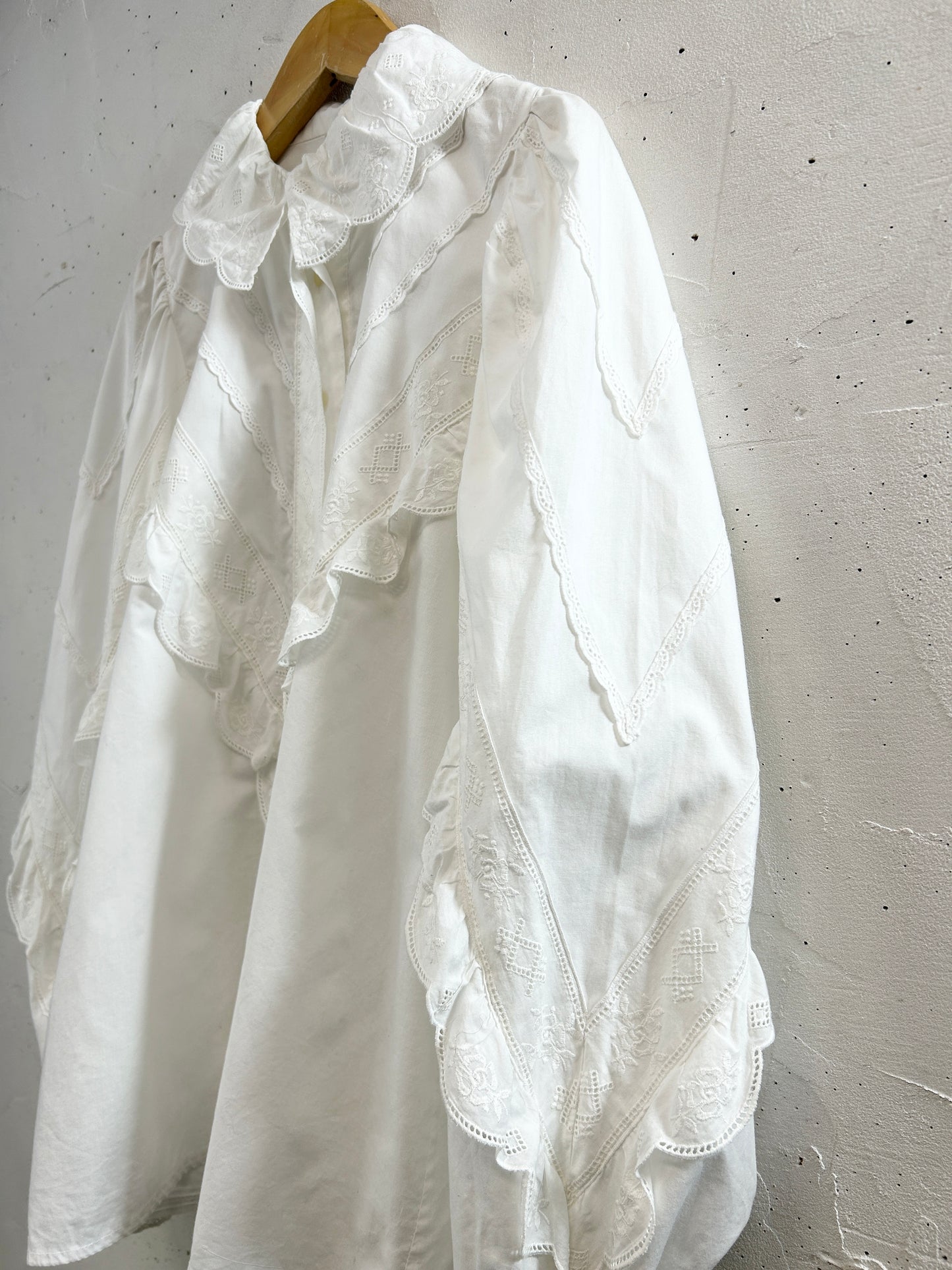 Vintage Tyrol Blouse [A31302]