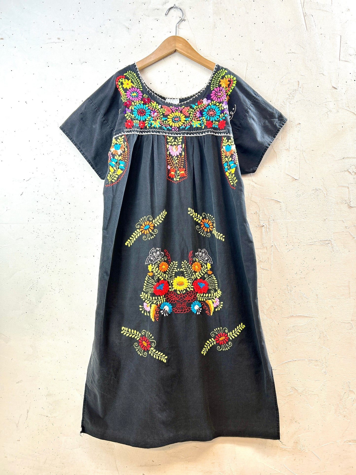 Vintage Mexican Embroiled Dress [H30819]