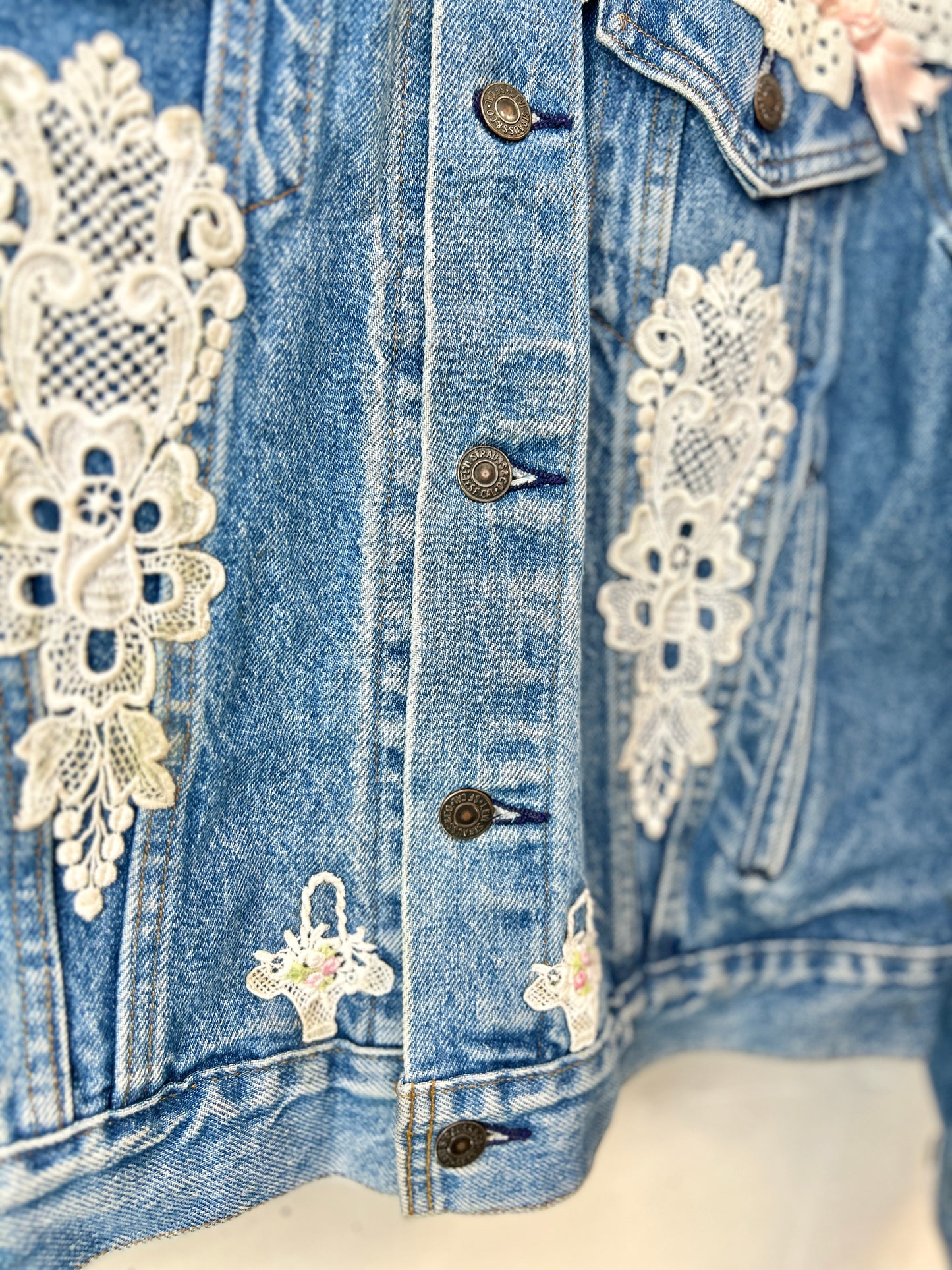 Vintage Custom Denim Jacket 〜Levi’s〜 MADE IN USA  [I30356]