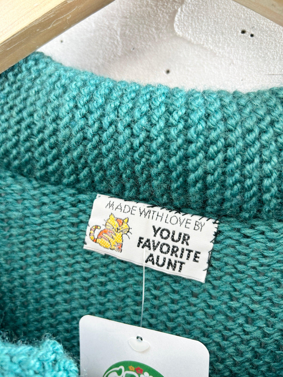 Vintage Hand Knit Cardigan  [J34206]