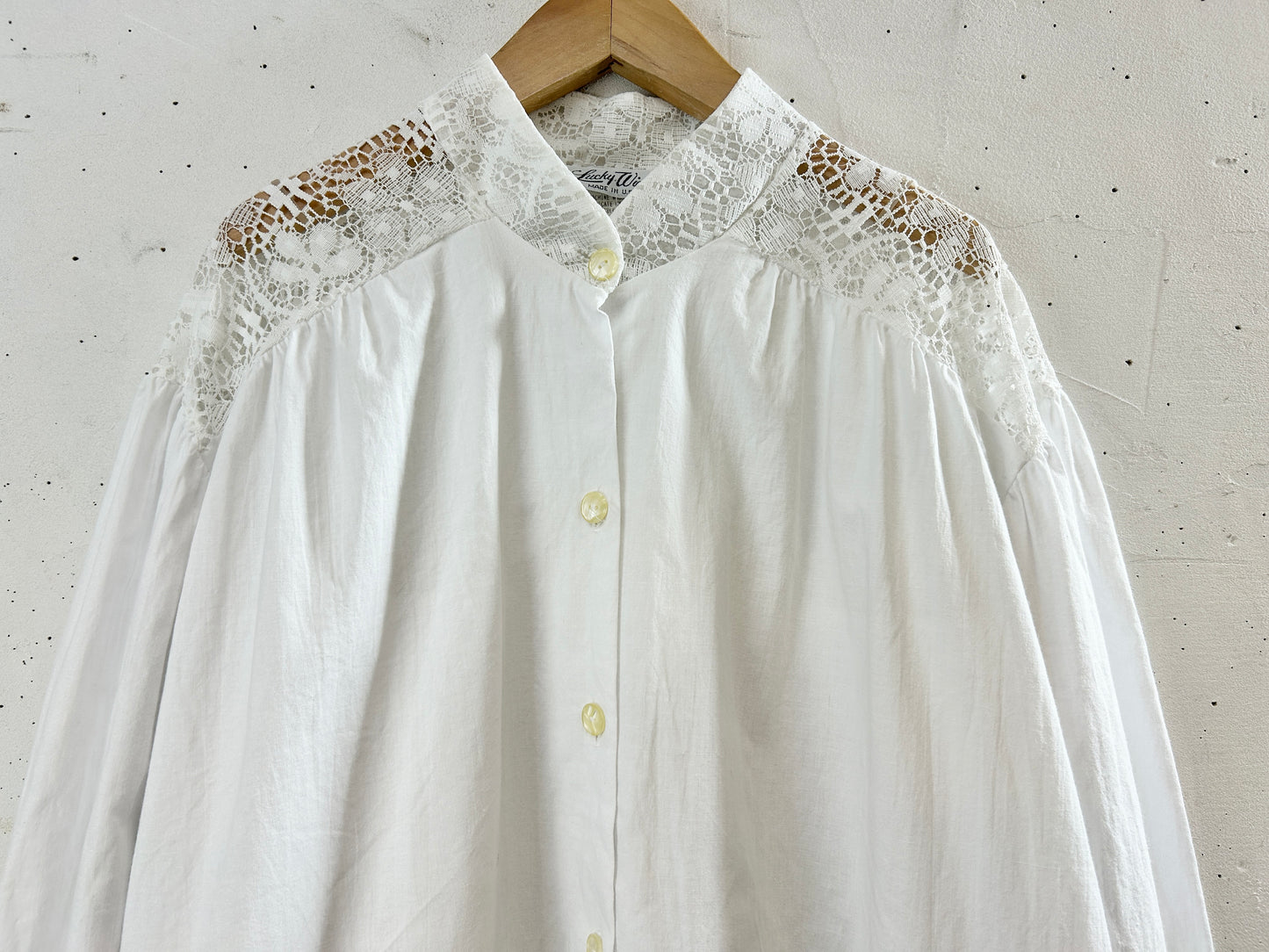 Vintage White Lace Blouse [H30887]