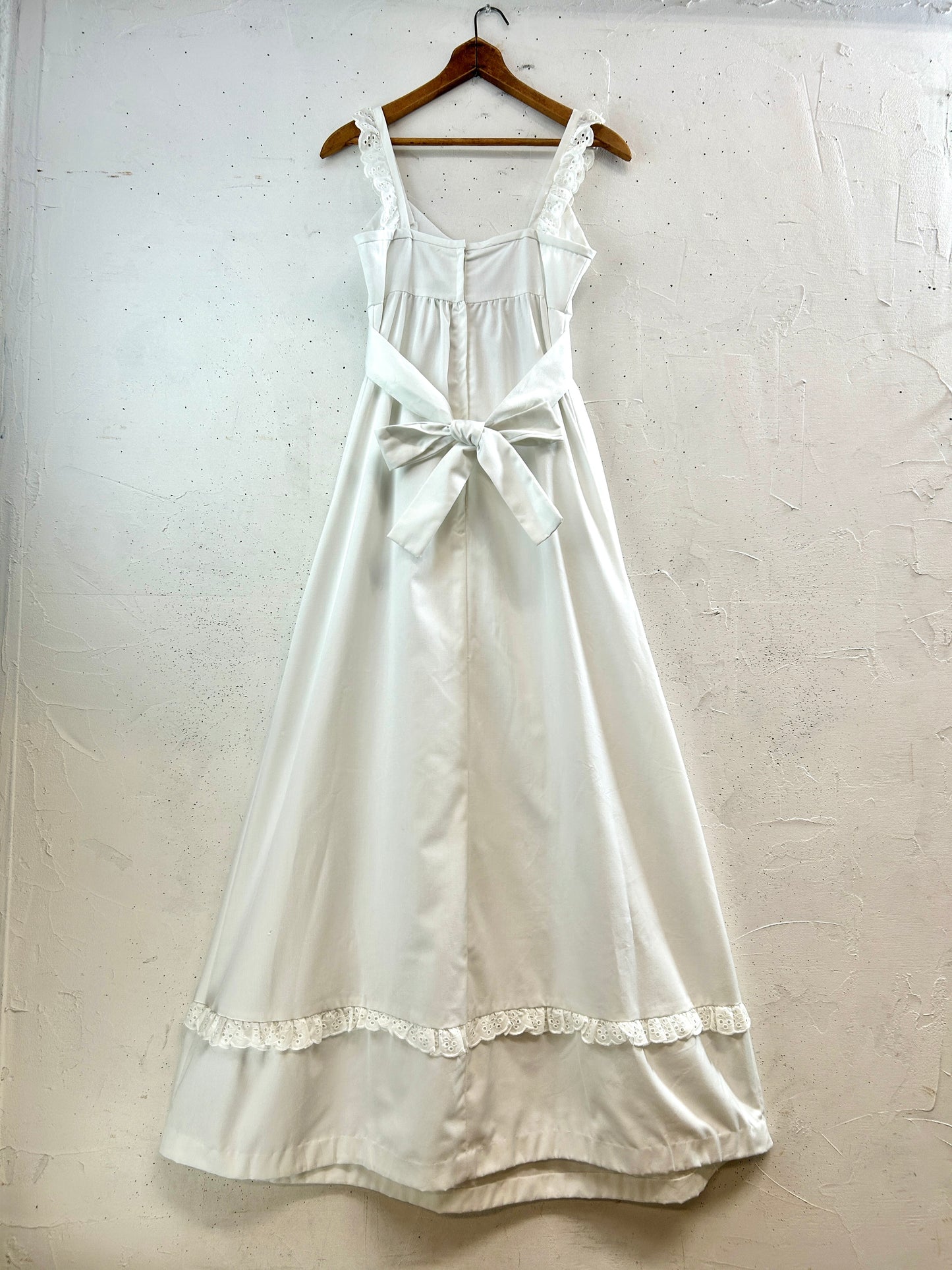 Vintage White Dress [D32141]