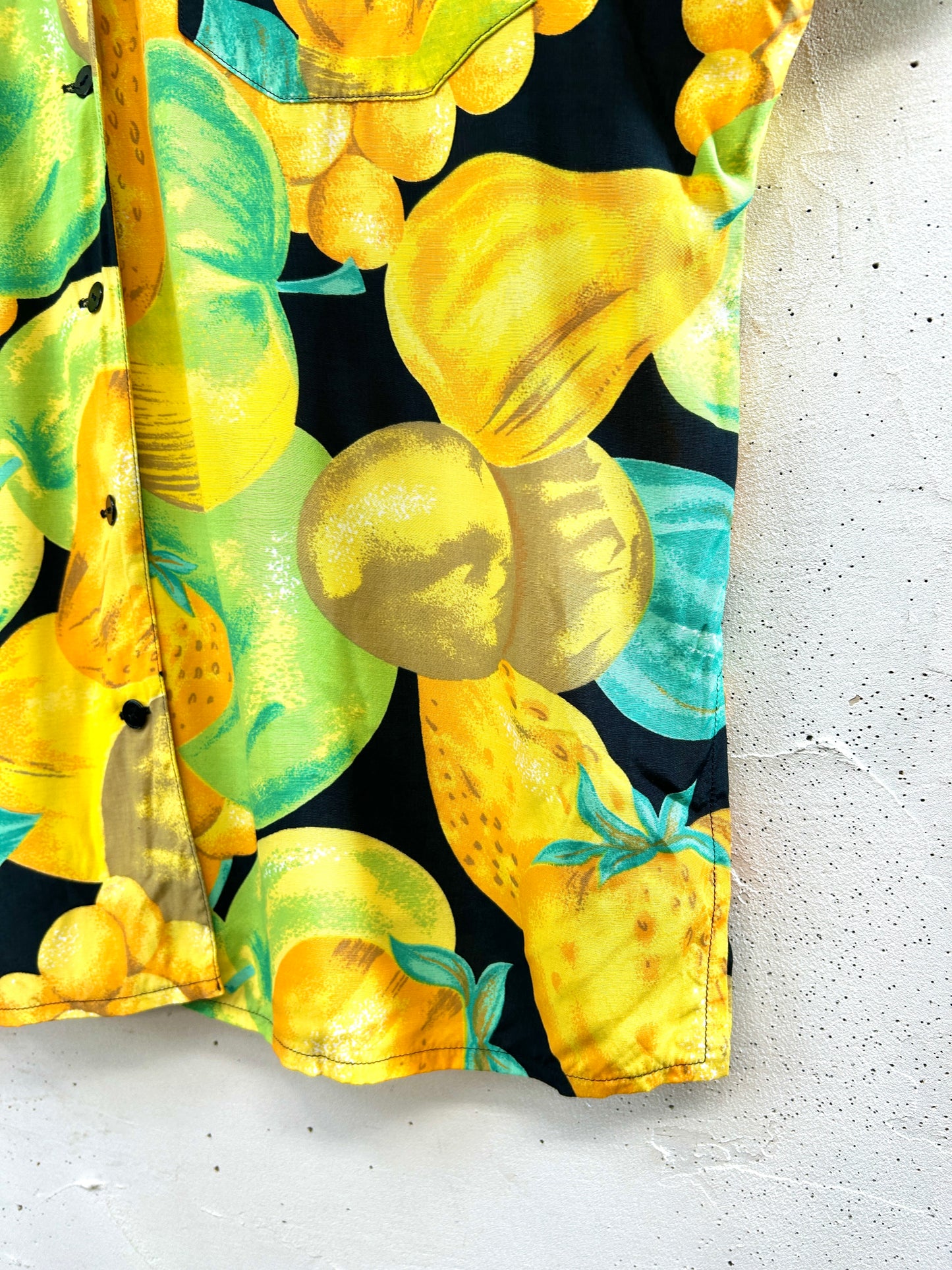 Vintage Fruit Shirt [G33200]