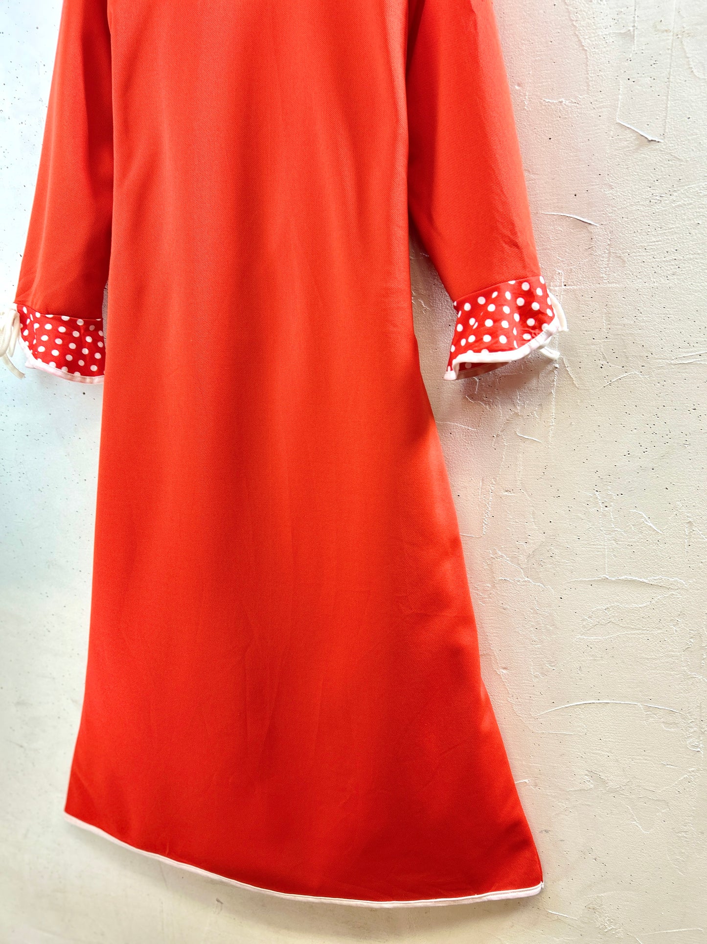 Vintage Gown [H30931]