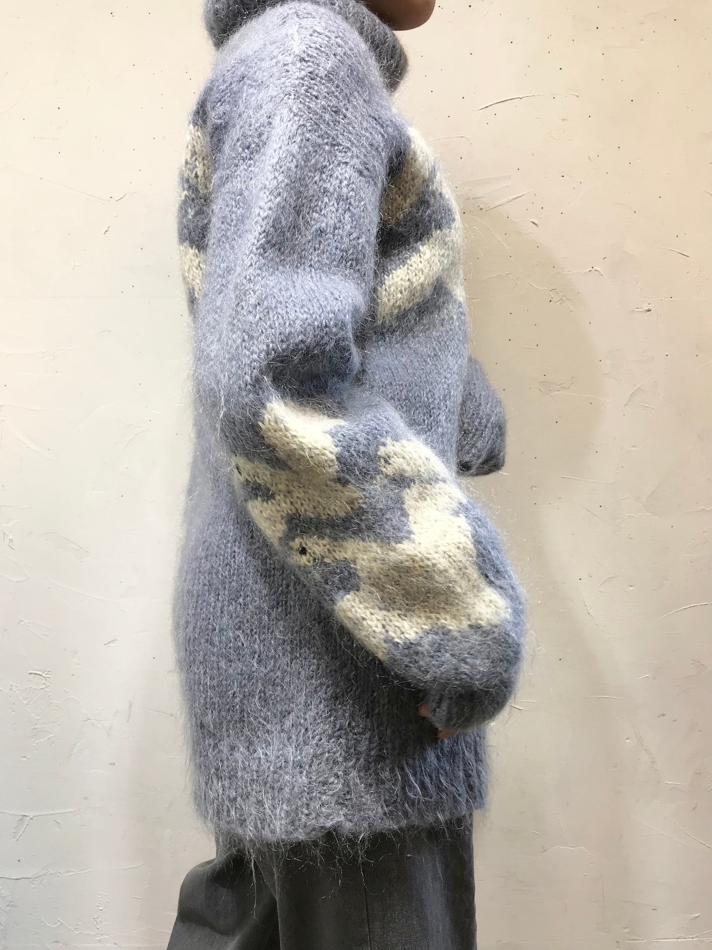 Vintage Hand Knit Sweater [K25703]