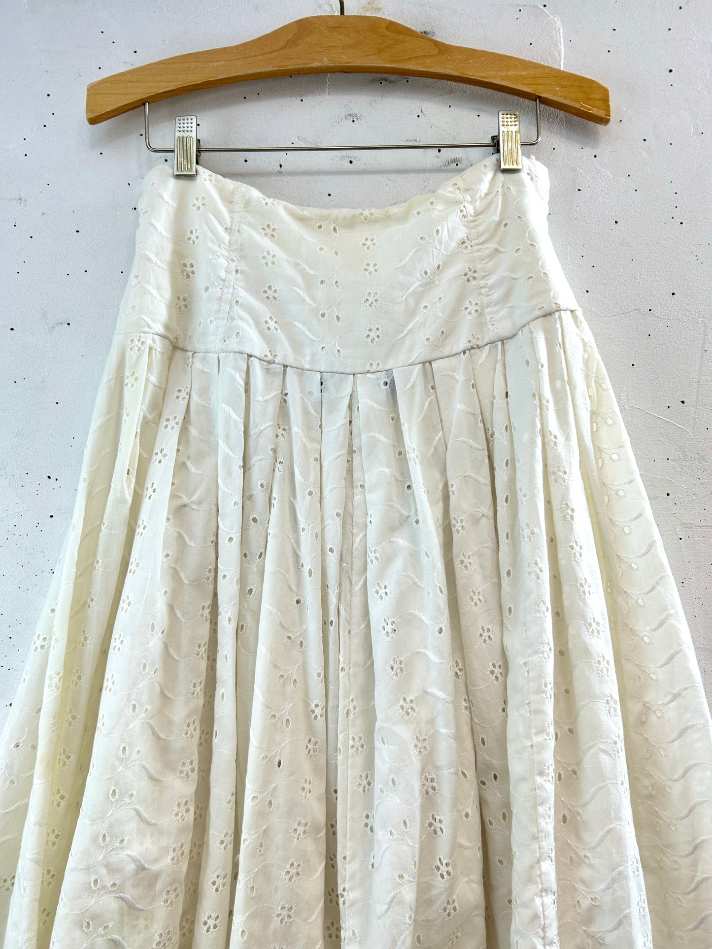 Vintage Cutwork Embroidery Skirt [D32227]