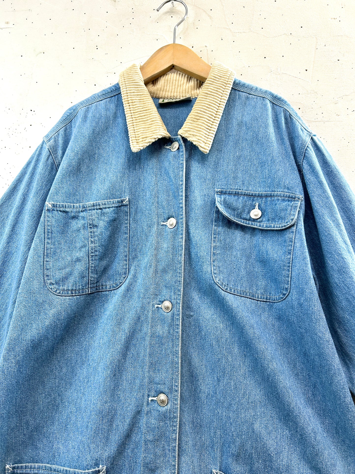 Vintage Denim Jacket [A31448]
