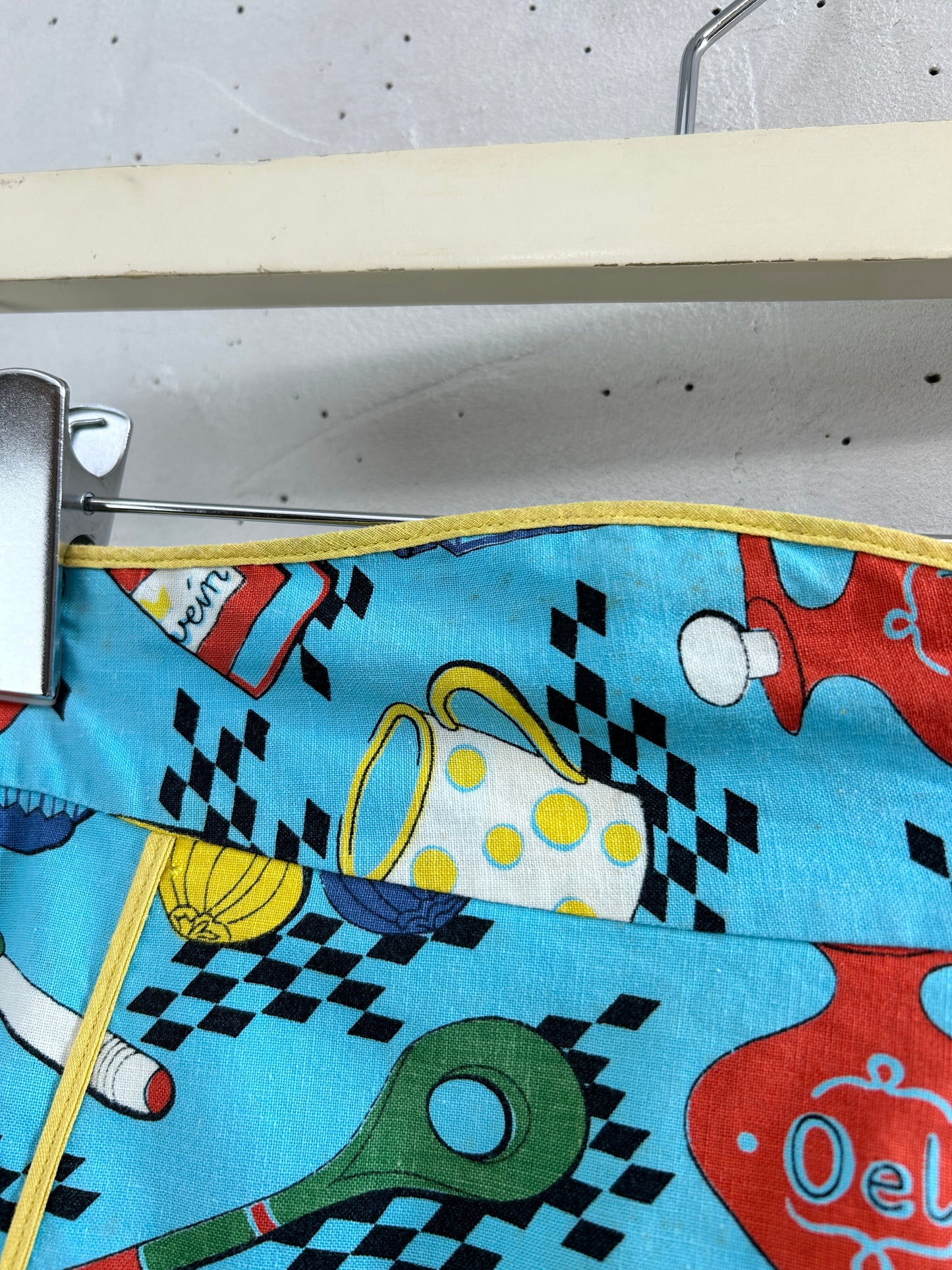 Vintage Apron [H33348]