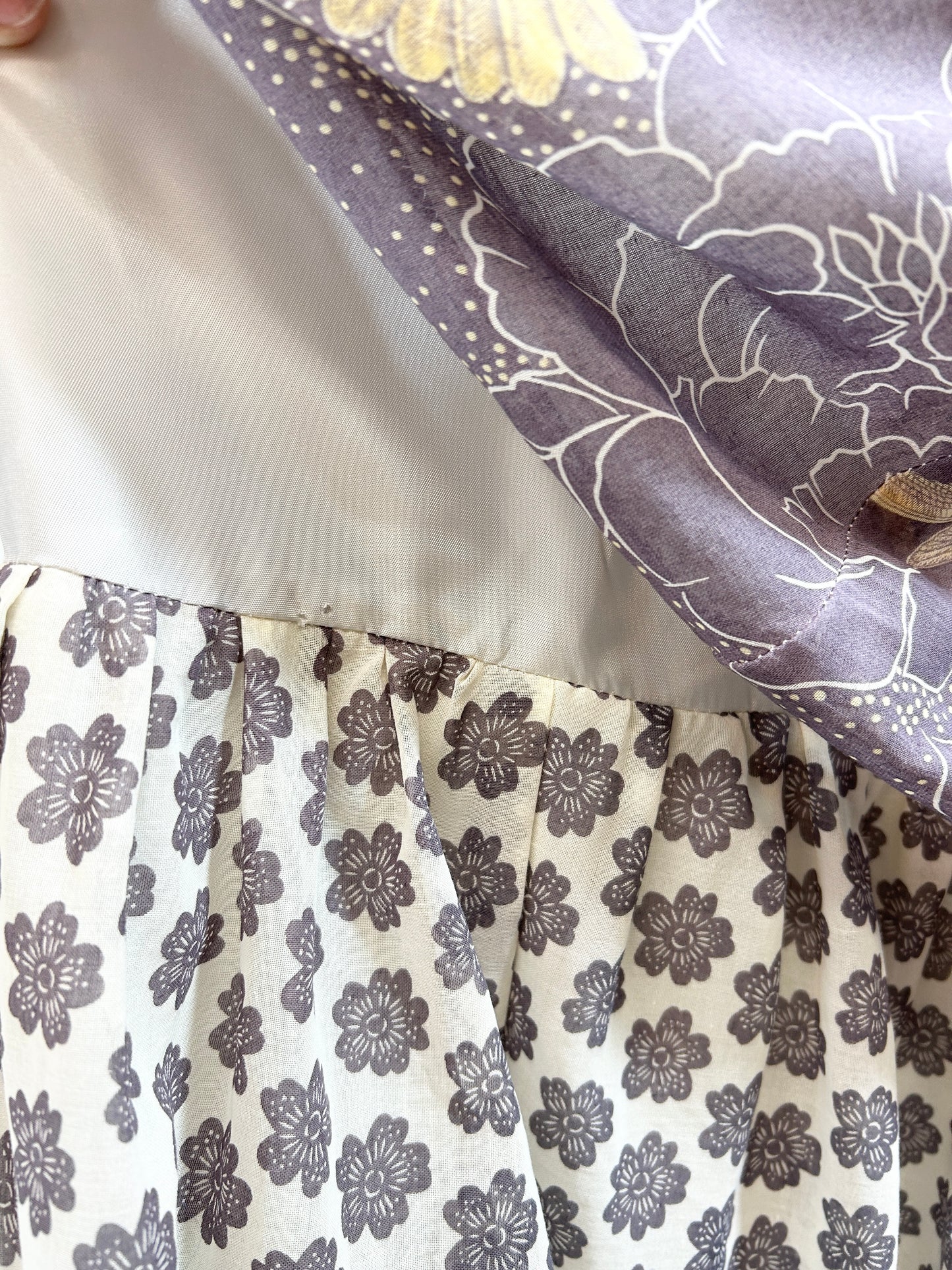 '70s Vintage Dress [J30641]