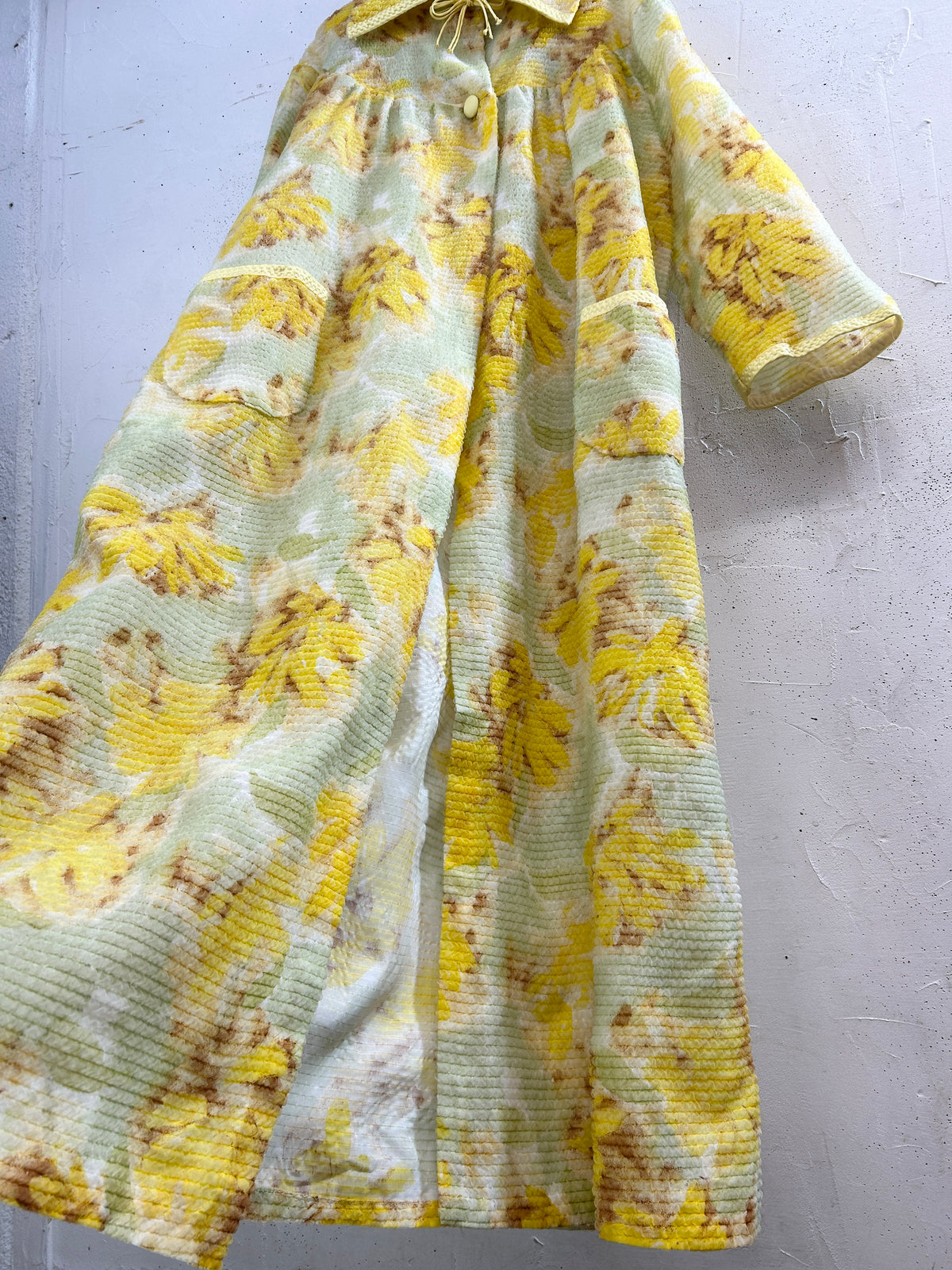 Vintage Gown [I33822]