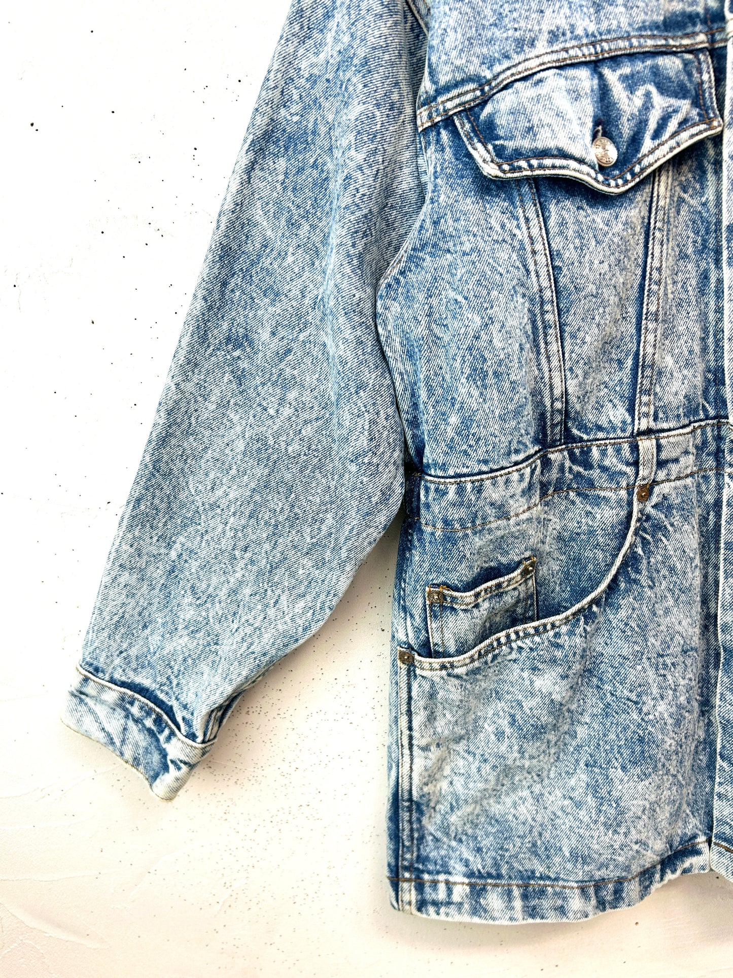 Vintage Denim Jacket 〜Levis〜 [B31691]