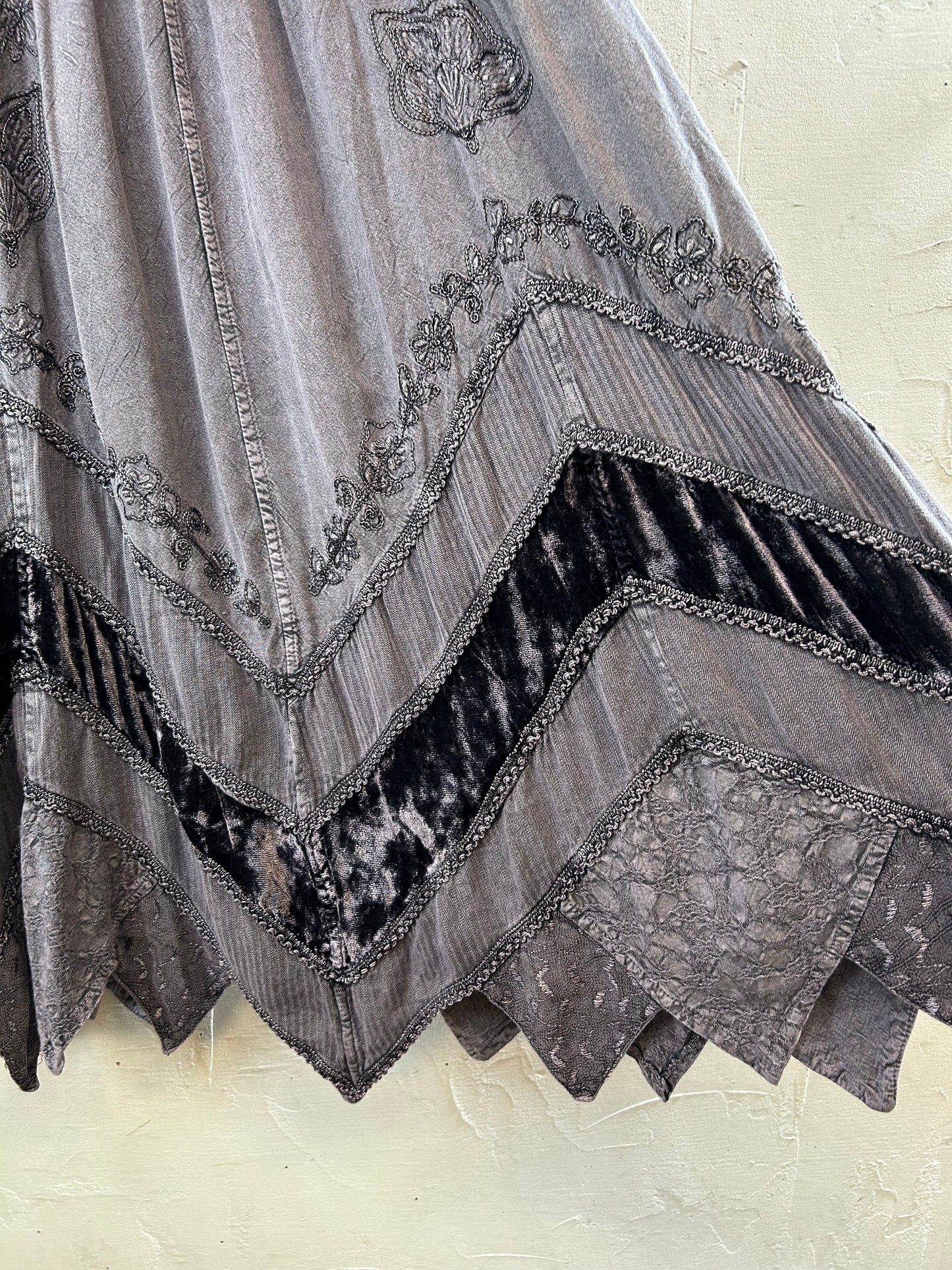 Vintage Viscose Skirt [G30659]