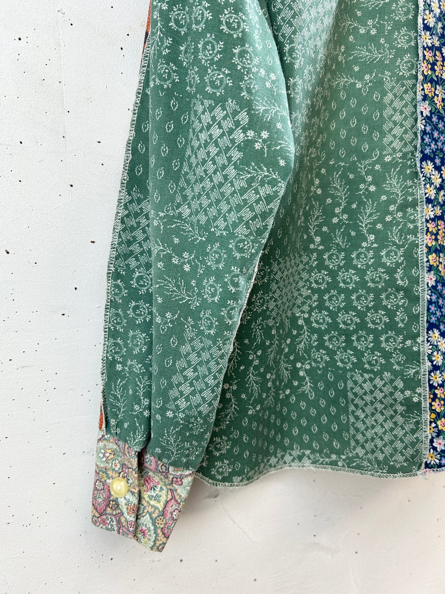 Vintage Patch Shirt [H30862]