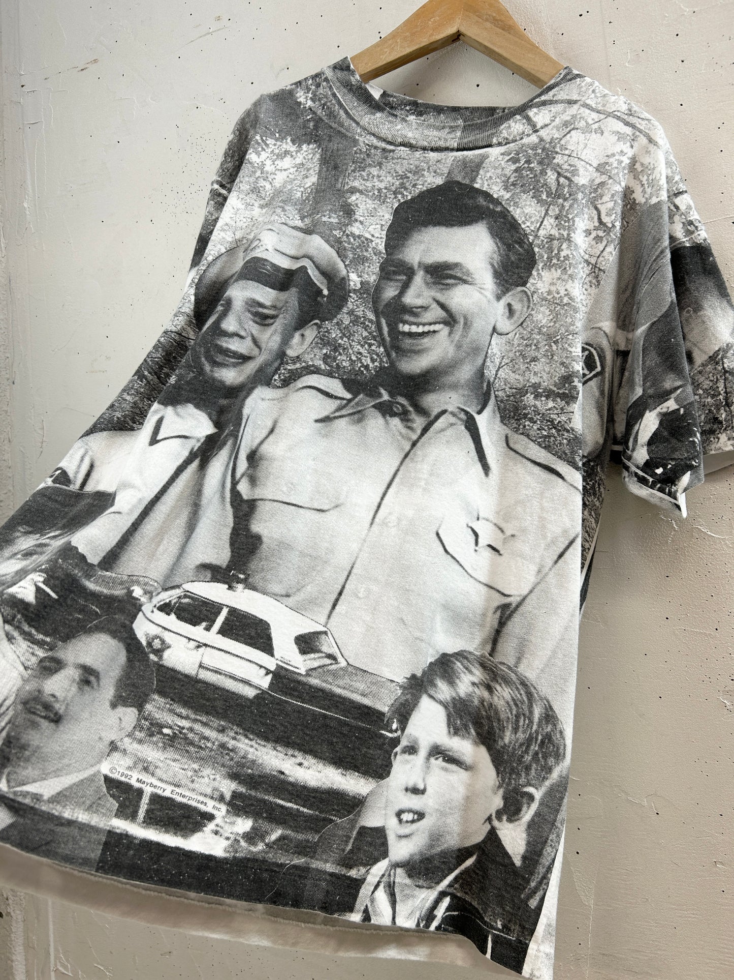 '90s Vintage T-Shirt [G32986]