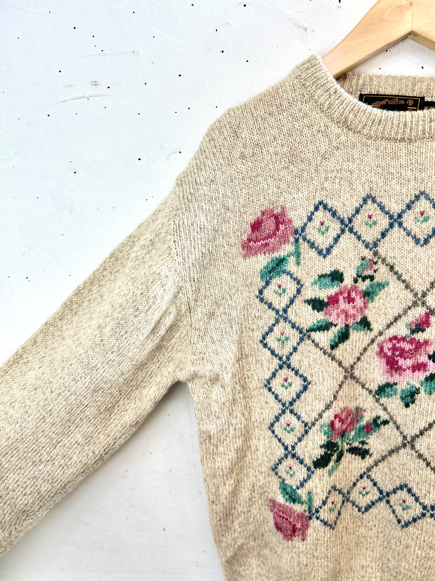 Vintage Knit Sweater  [J30621]