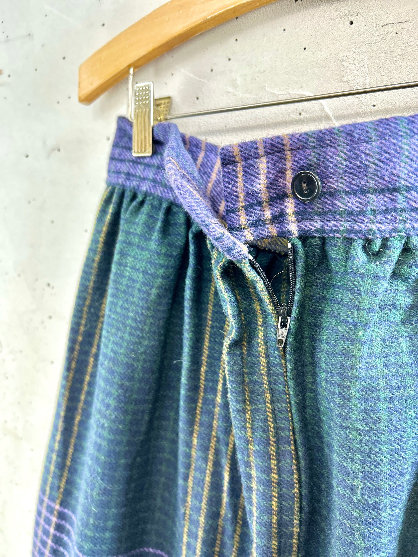 Vintage Plaid Skirt  MADE IN USA  [K30916]