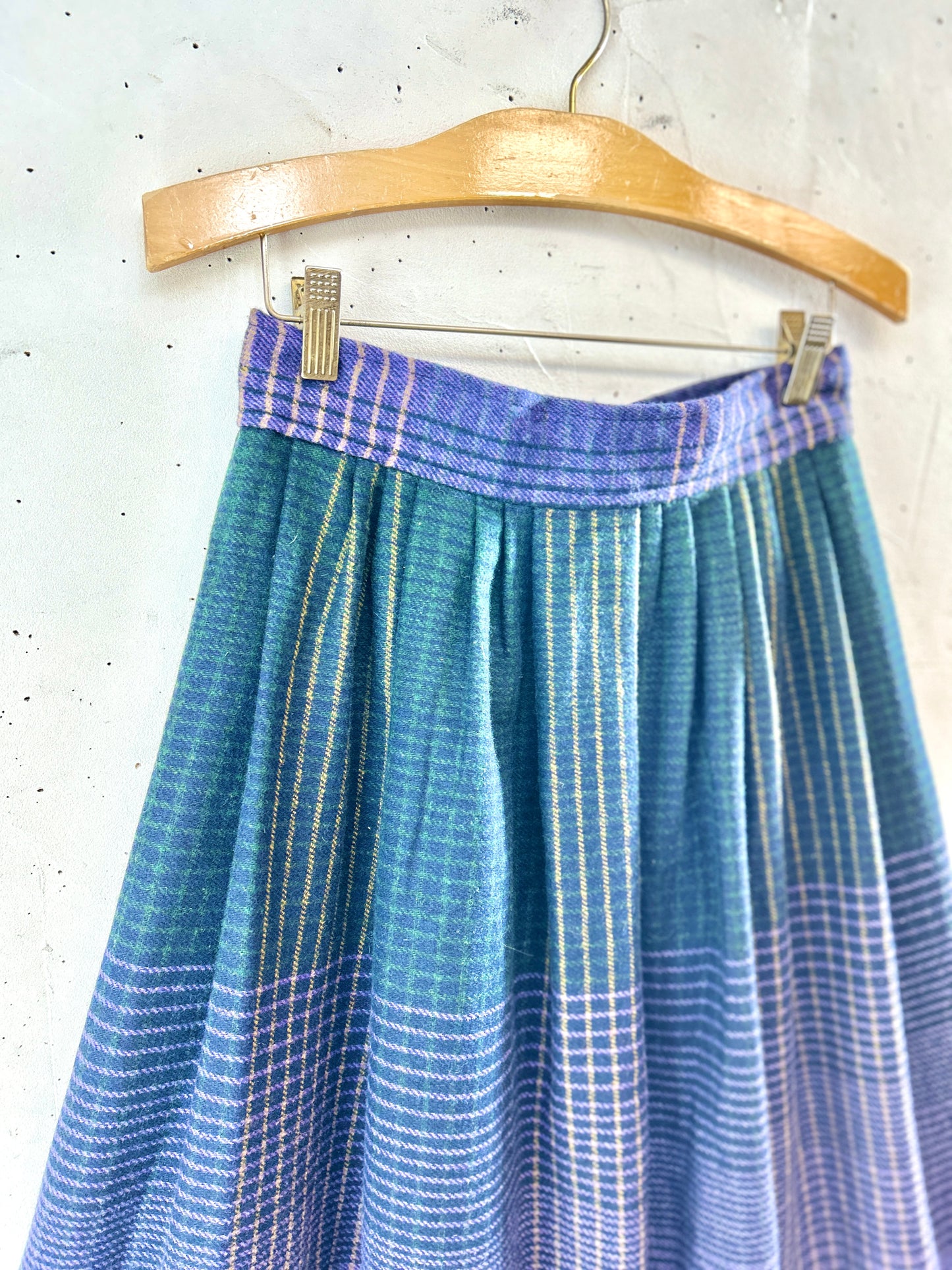 Vintage Plaid Skirt  MADE IN USA  [K30916]