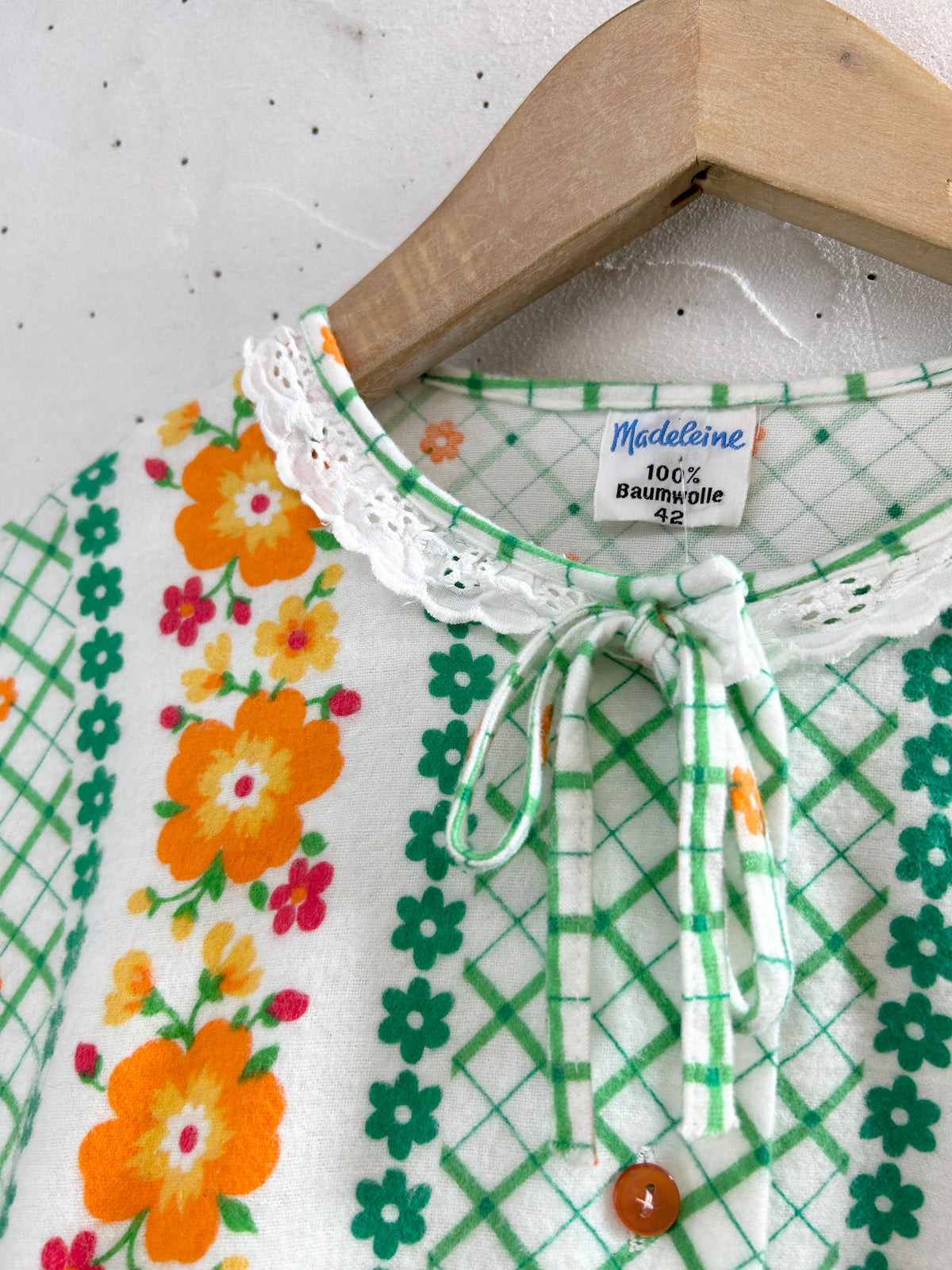 Vintage Euro Blouse [J34311]