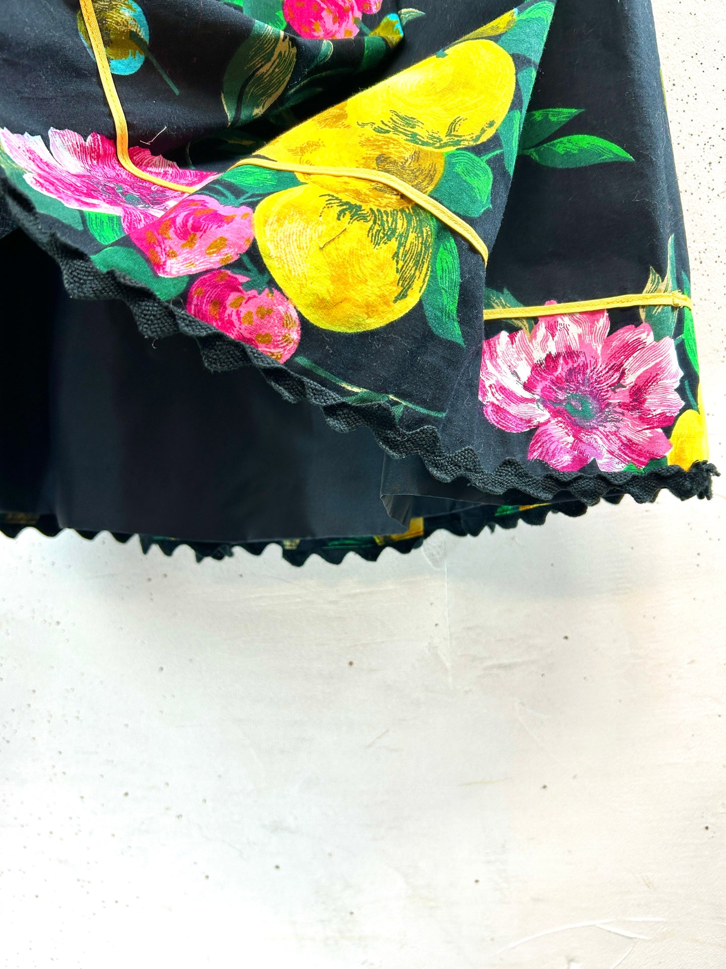 Vintage Tyrol Skirt  [A31450]