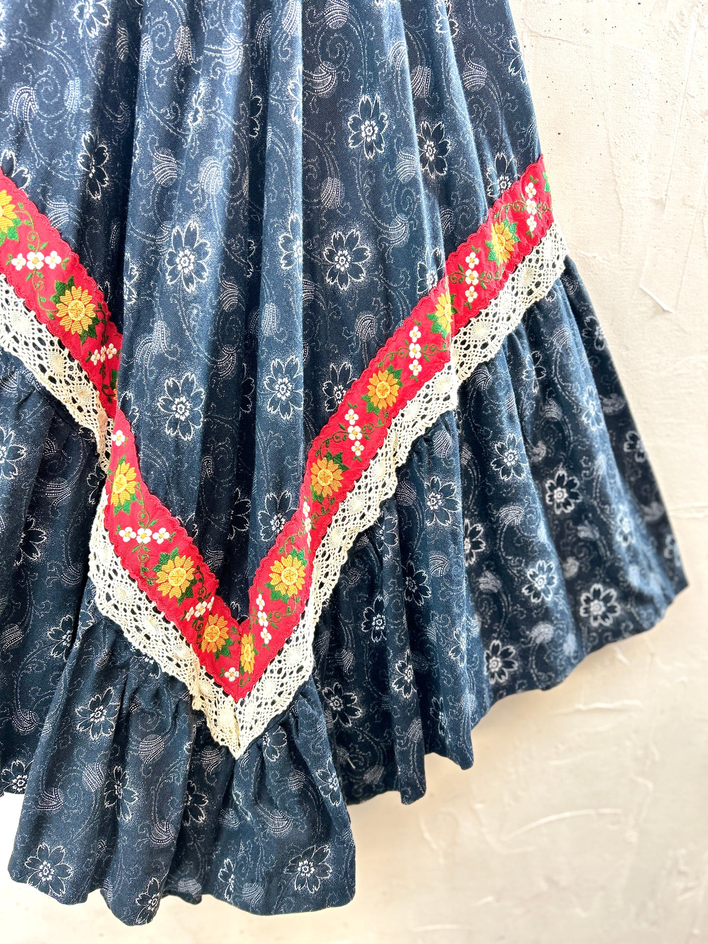 Vintage Skirt [J30654]