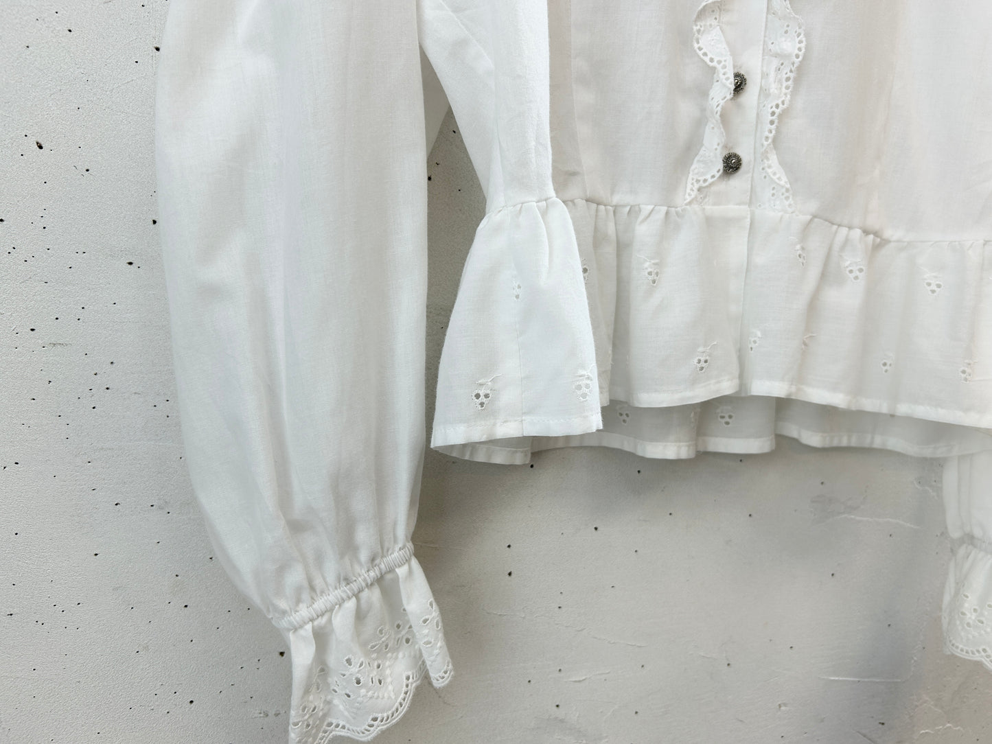 Vintage White Blouse [H30789]