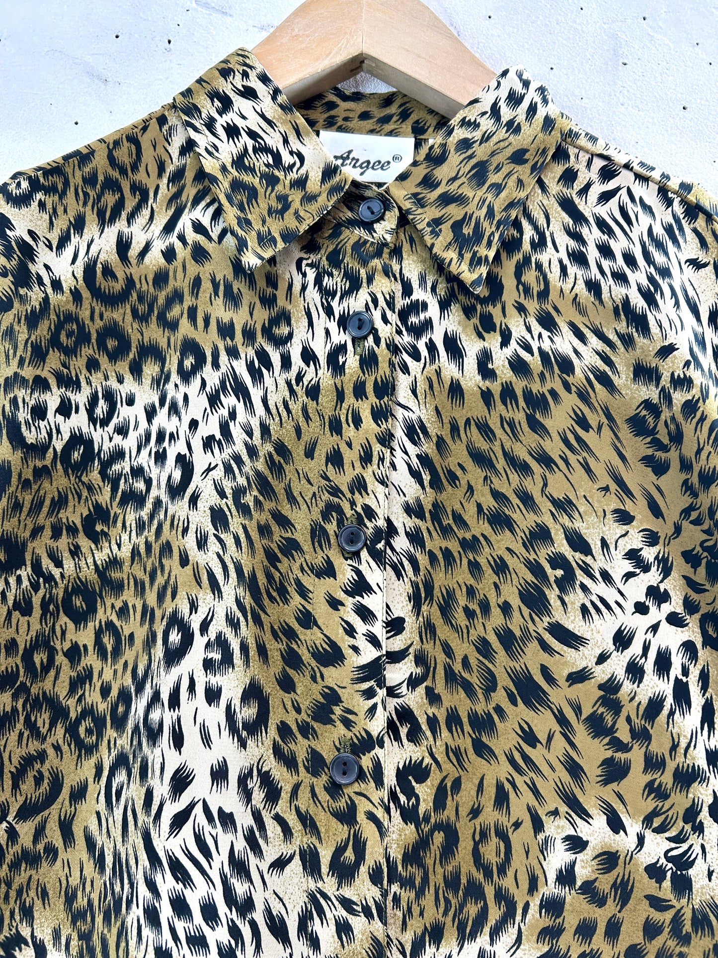 Vintage Leopard Shirt [A31369]