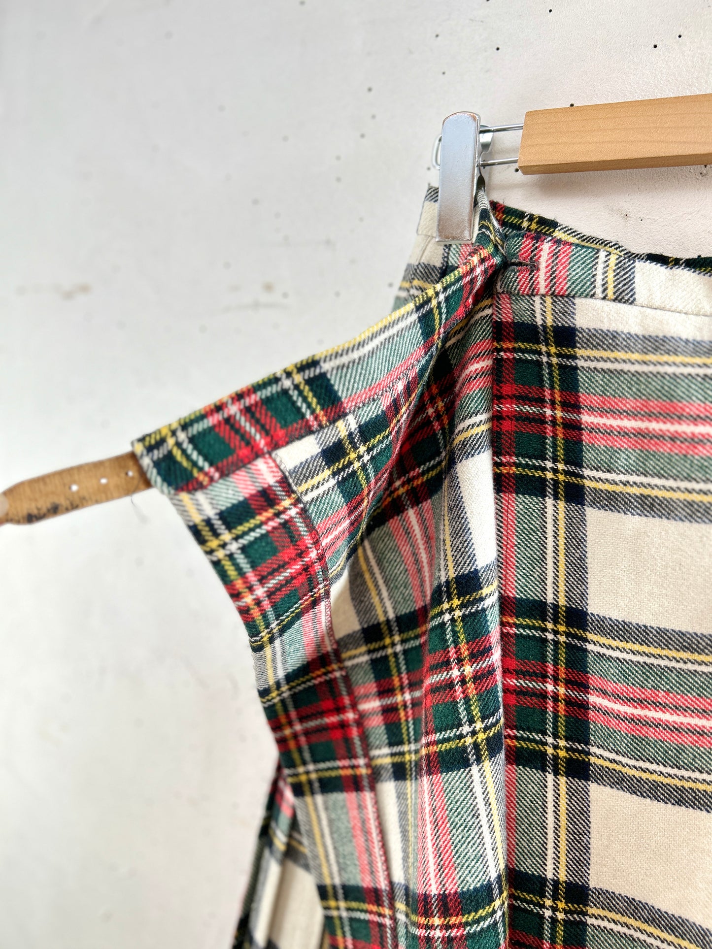 Vintage Plaid Skirt 〜MATTHEW ROYCE〜 MADE IN ENGLAND [J30484]