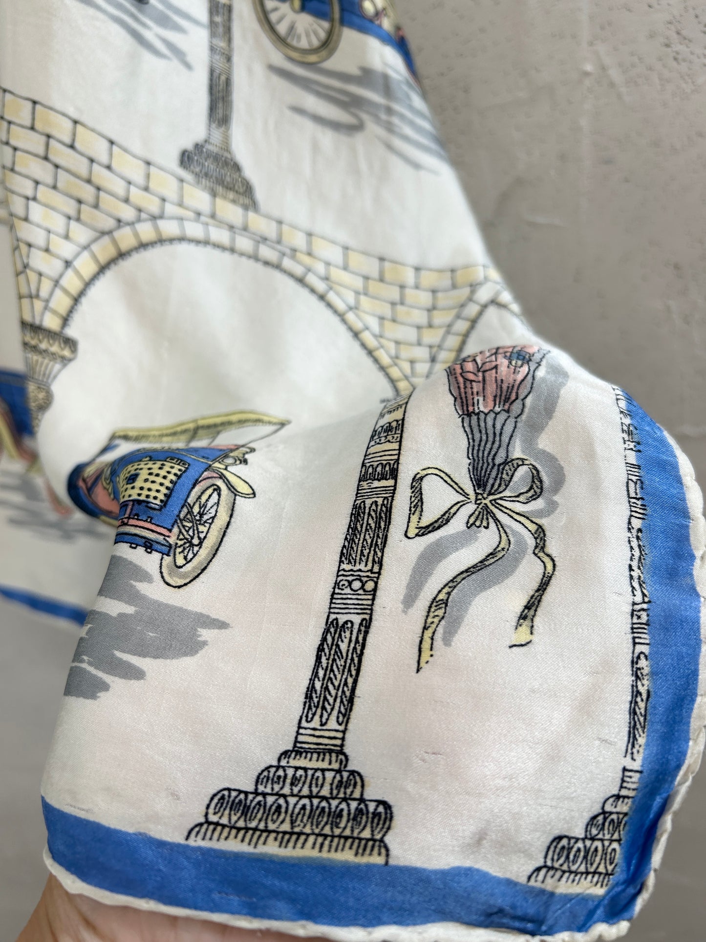 Vintage Scarf [G33297]