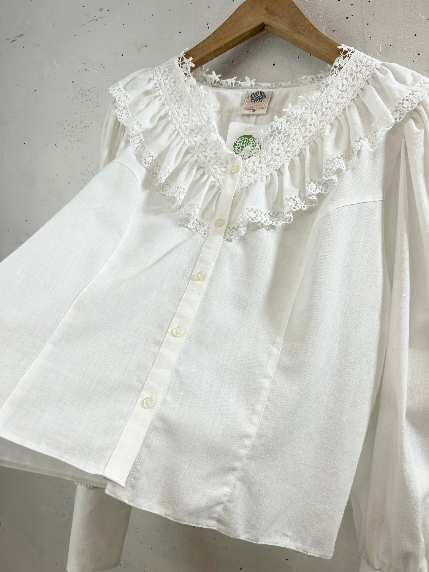 Vintage White Blouse [G32994]