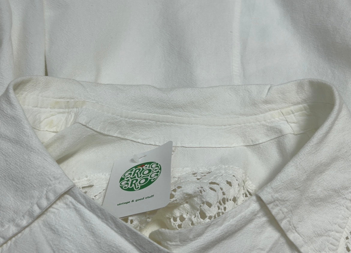 Vintage White Blouse [E32315]