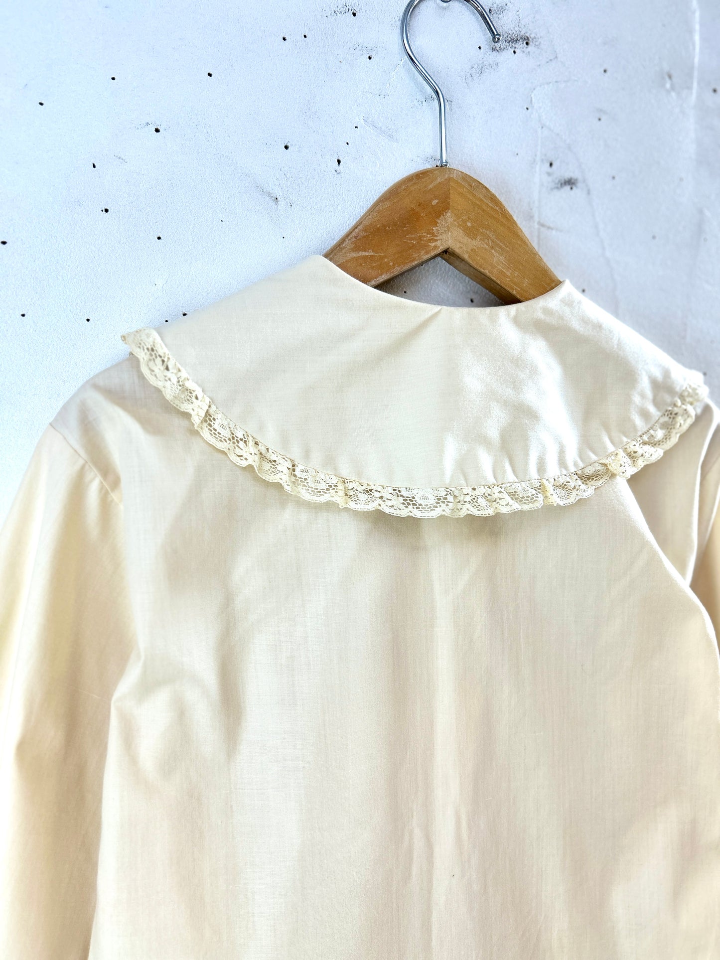 Vintage White Blouse [H30895]