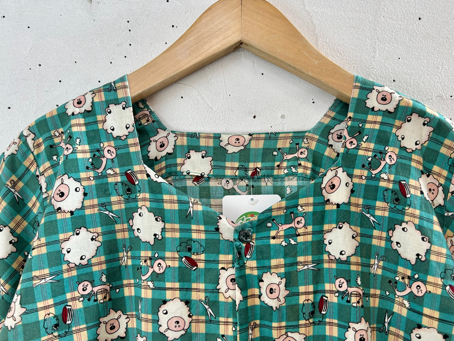 Vintage Hospital Shirt [G30703]
