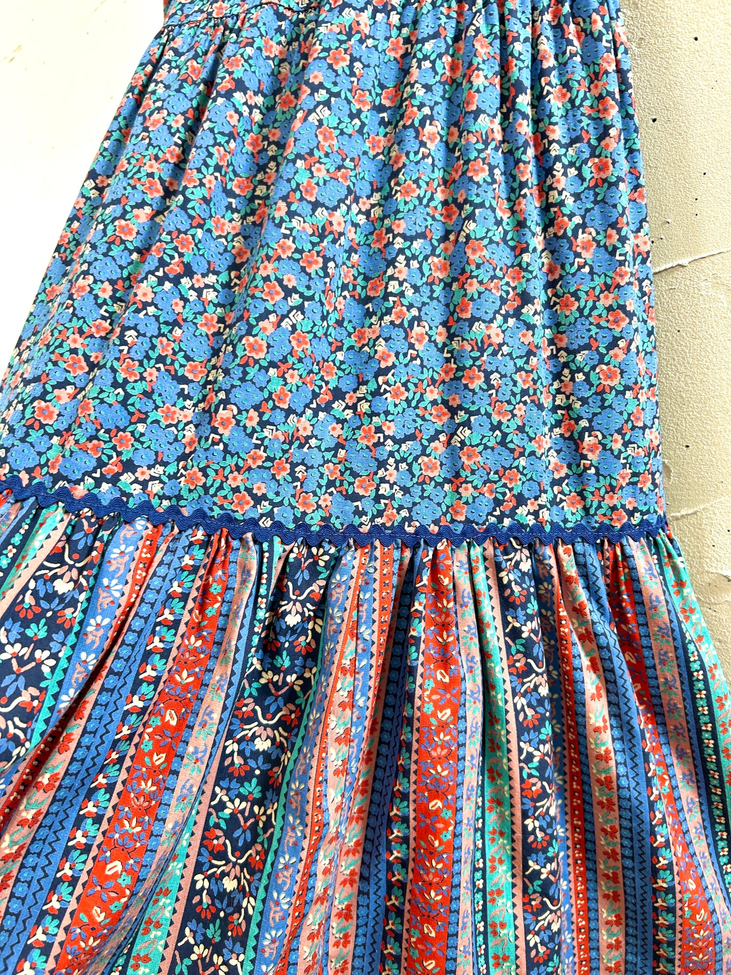 '70s Vintage flower Skirt [J30525]