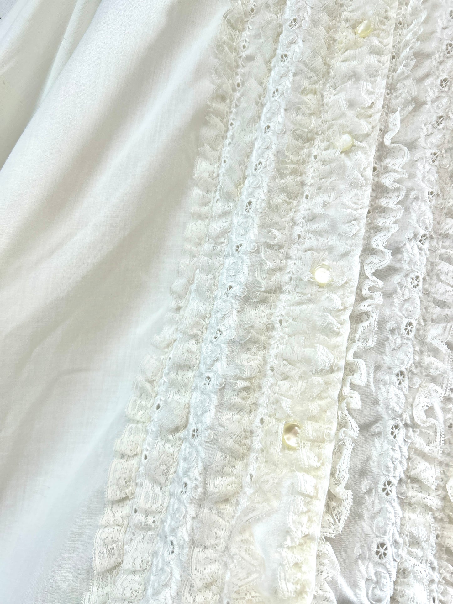 Vintage White Blouse [B31686]
