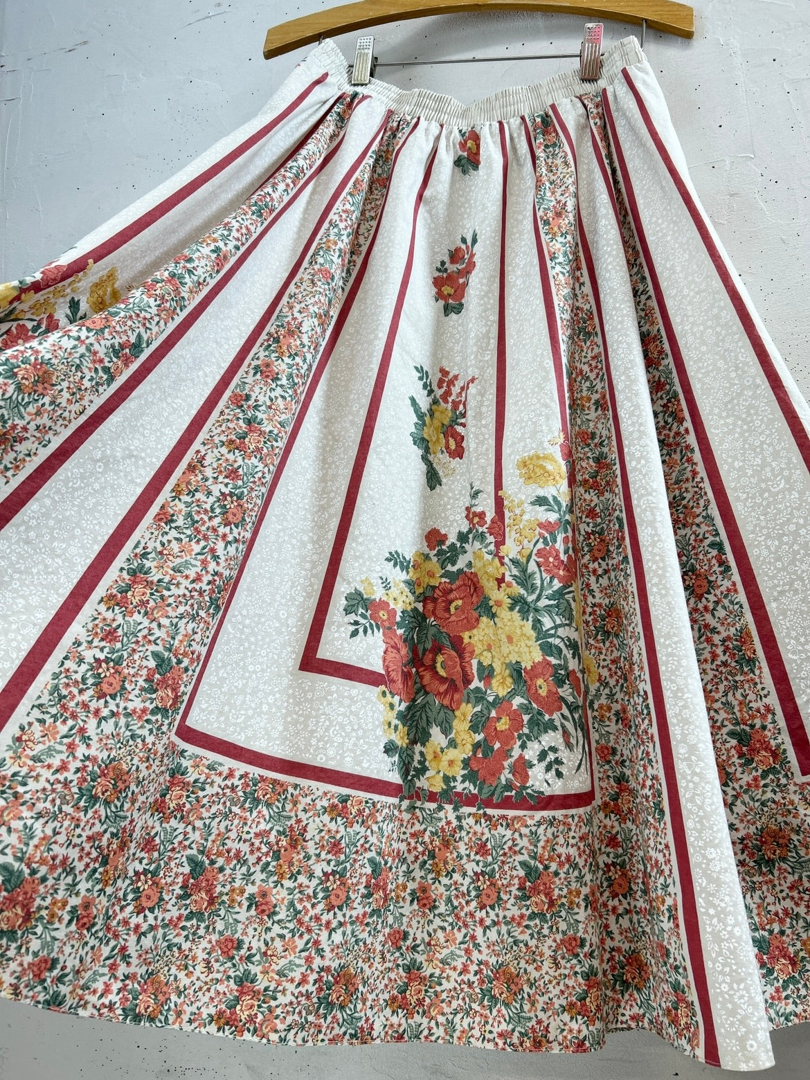 Vintage Tyrol Skirt [E32313]